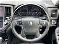 2015 Toyota Crown Hybrid