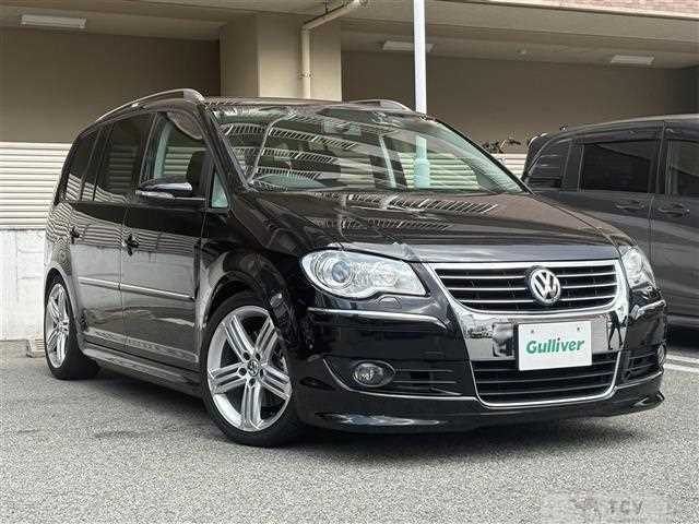 2010 Volkswagen Golf Touran