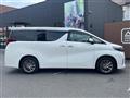 2019 Toyota Alphard Hybrid