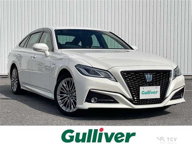 2019 Toyota Crown Hybrid