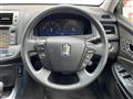 2009 Toyota Crown Hybrid