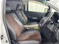 2013 Toyota Alphard
