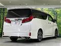 2023 Toyota Alphard