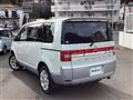 2013 Mitsubishi Delica D5