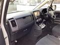 2013 Mitsubishi Delica D5