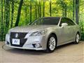 2013 Toyota Crown Hybrid