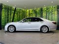 2013 Toyota Crown Hybrid