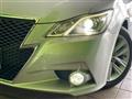 2013 Toyota Crown Hybrid