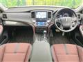 2013 Toyota Crown Hybrid