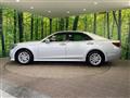 2016 Toyota Crown Hybrid