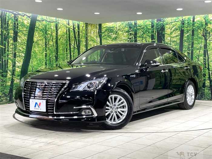 2018 Toyota Crown Hybrid