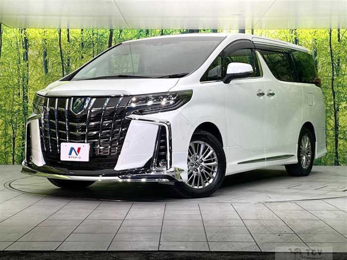 2022 Toyota Alphard Hybrid