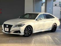 2018 Toyota Crown Hybrid