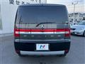 2017 Mitsubishi Delica D5