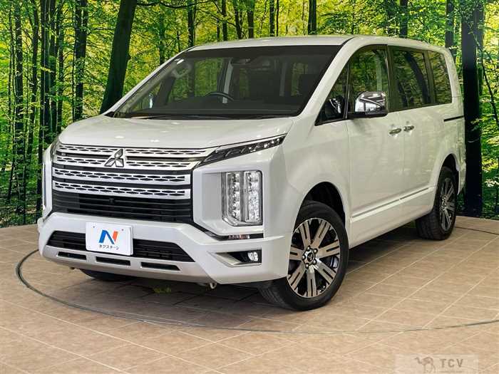2022 Mitsubishi Delica D5