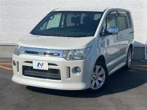 2010 Mitsubishi Delica D5