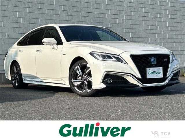 2018 Toyota Crown Hybrid