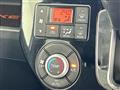 2015 Daihatsu WAKE
