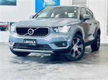 2022 Volvo XC40