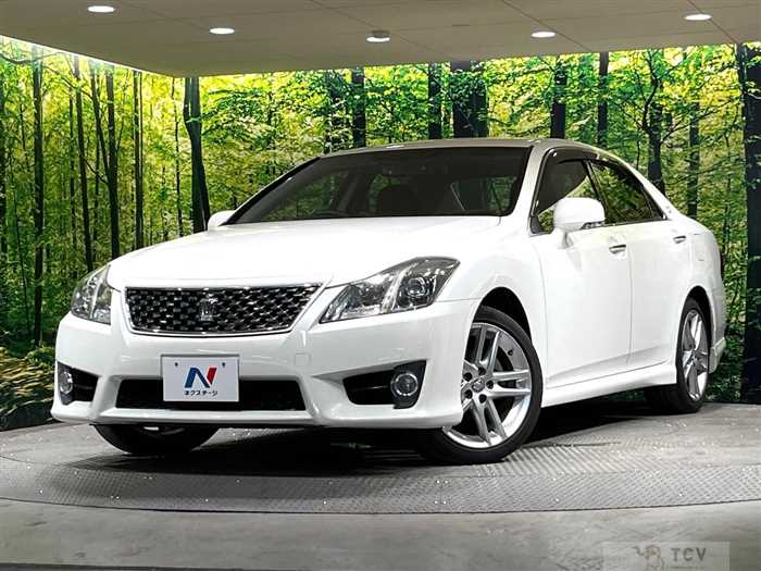 2012 Toyota Crown