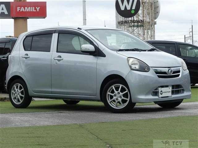 2011 Daihatsu Mira Es