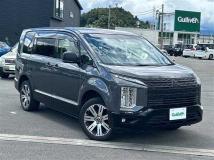 2021 Mitsubishi Delica D5