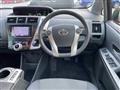 2014 Toyota PRIUS α