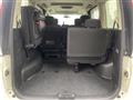 2009 Nissan Serena