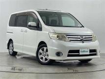 2009 Nissan Serena