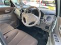 2011 Nissan ROOX