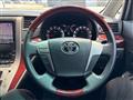 2011 Toyota Alphard