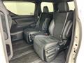 2020 Toyota Alphard Hybrid