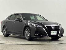 2016 Toyota Crown Hybrid