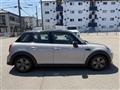 2021 BMW MINI