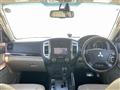 2016 Mitsubishi Pajero