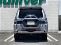 2016 Mitsubishi Pajero
