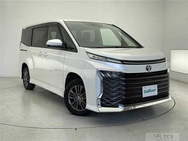 2022 Toyota Voxy