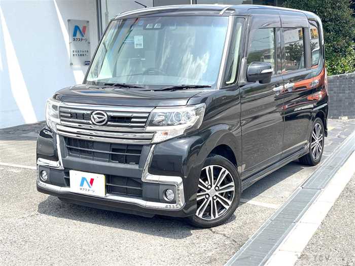 2017 Daihatsu Tanto