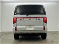 2023 Mitsubishi Delica D5