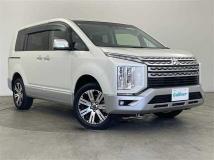 2021 Mitsubishi Delica D5