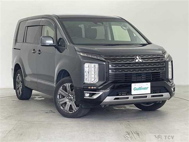 2022 Mitsubishi Delica D5