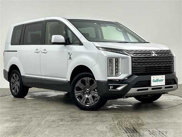 2022 Mitsubishi Delica D5