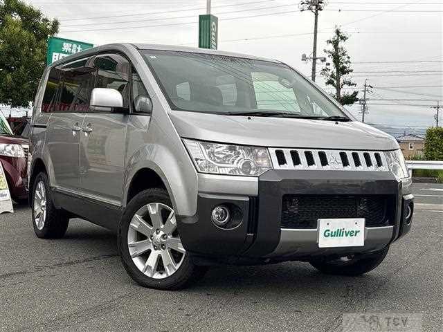 2018 Mitsubishi Delica D5