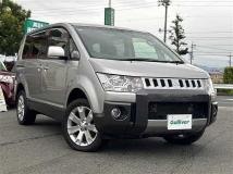 2018 Mitsubishi Delica D5