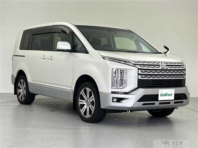 2019 Mitsubishi Delica D5