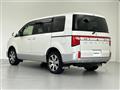 2019 Mitsubishi Delica D5