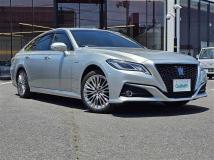 2019 Toyota Crown Hybrid