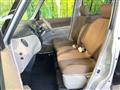 2010 Nissan ROOX