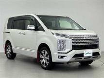 2020 Mitsubishi Delica D5