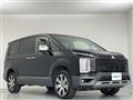2019 Mitsubishi Delica D5